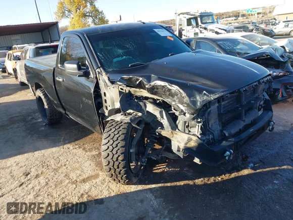✅ 2018 Ram 1500 Express • VIN: 3C6JR7AT6JG205192 • Лот: 40956013. Опубліковано раніше на IAAI з пробігом 129 535 миль. Безкоштовний доступ до архіву аукціонних продажів зі США та докладний звіт про історію автомобіля на DreamBid. Зображення 1.