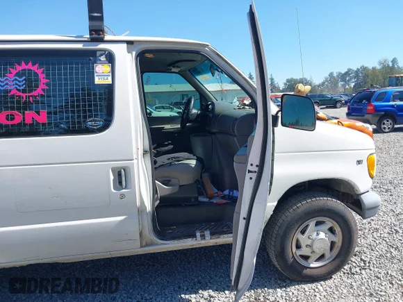 ✅ 1998 Ford Econoline Cargo • VIN: 1FTNE24L0WHB08362 • Lot: 43236558. Wystawiony na IAAI z przebiegiem 243 962 mil. Bezpłatny archiwum sprzedaży aukcyjnych z USA i szczegółowy raport historii pojazdu na DreamBid. Zdjęcie 5.