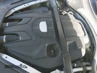 ✅ 2018 Porsche Panamera 4S • VIN: WP0AB2A70JL136828 • Lot: 41463896. Wystawiony na IAAI z przebiegiem 60 179 mil. Bezpłatny archiwum sprzedaży aukcyjnych z USA i szczegółowy raport historii pojazdu na DreamBid. Zdjęcie 21.