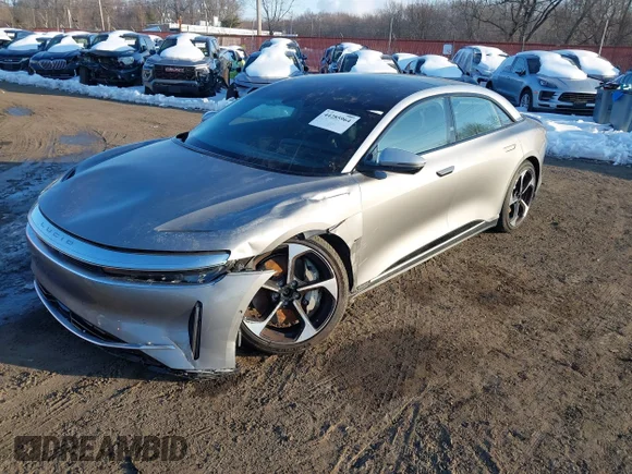 ✅ 2022 Lucid Air Grand Touring • VIN: 50EA1GBA7NA005712 • Lot: 44285964. Wystawiony na IAAI z przebiegiem 9 232 mil. Bezpłatny archiwum sprzedaży aukcyjnych z USA i szczegółowy raport historii pojazdu na DreamBid. Zdjęcie 6.