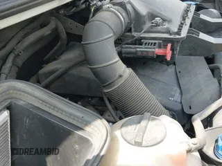 ✅ 2015 Mercedes-Benz Sprinter Cargo EXT • VIN: WD3PE8DC4F5991258 • Lot: 42289280. Wystawiony na IAAI z przebiegiem 168 989 mil. Bezpłatny archiwum sprzedaży aukcyjnych z USA i szczegółowy raport historii pojazdu na DreamBid. Zdjęcie 18.