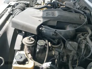 ✅ 2000 Ford Explorer XLT • VIN: 1FMZU63E8YZA21820 • Lot: 42619468. Wystawiony na IAAI z przebiegiem 207 542 mil. Bezpłatny archiwum sprzedaży aukcyjnych z USA i szczegółowy raport historii pojazdu na DreamBid. Zdjęcie 12.