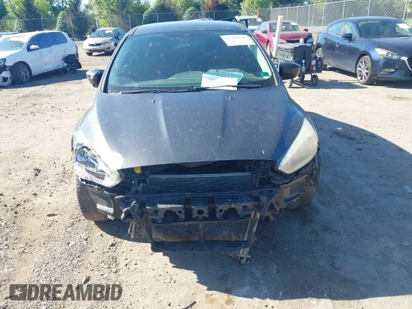✅ 2018 Ford Focus SE • VIN: 1FADP3F29JL280398 • Lot: 45291221. Wystawiony na IAAI z przebiegiem 188 656 mil. Bezpłatny archiwum sprzedaży aukcyjnych z USA i szczegółowy raport historii pojazdu na DreamBid. Zdjęcie 6.