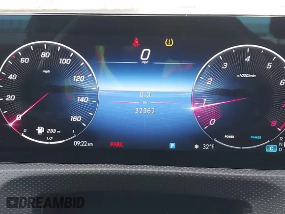 ✅ 2025 Mercedes-Benz CLA 250 • VIN: W1K5J4GB5SN522605 • Lot: 44284750. Wystawiony na IAAI z przebiegiem 32 562 mil. Bezpłatny archiwum sprzedaży aukcyjnych z USA i szczegółowy raport historii pojazdu na DreamBid. Zdjęcie 7.