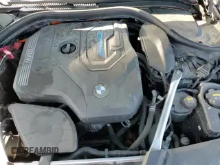 ✅ 2022 BMW 5 Series 530e • VIN: WBA13AG07NCJ52769 • Лот: 69181095. Опубликован ранее на Copart с пробегом 84 610 миль. Бесплатный доступ к архиву аукционных продаж из США и подробный отчёт об истории автомобиля на DreamBid. Изображение 13.