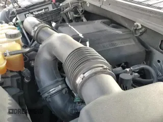 ✅ 2019 Ford Expedition XLT • VIN: 1FMJU1HT4KEA00940 • Лот: 68888615. Опубликован ранее на Copart с пробегом 116 965 миль. Бесплатный доступ к архиву аукционных продаж из США и подробный отчёт об истории автомобиля на DreamBid. Изображение 14.