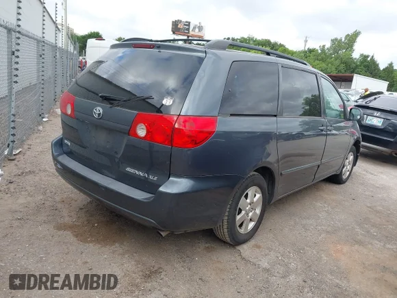 ✅ 2008 Toyota Sienna XLE • VIN: 5TDZK22C88S108444 • Lot: 45358639. Wystawiony na IAAI z przebiegiem 184 456 mil. Bezpłatny archiwum sprzedaży aukcyjnych z USA i szczegółowy raport historii pojazdu na DreamBid. Zdjęcie 4.