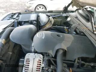 ✅ 2005 Chevrolet Silverado 1500 LS • VIN: 1GCEK19TX5E285061 • Lot: 43572845. Listed on IAAI with 240,592 mi. Free auction sales archive from the USA and detailed vehicle history report at DreamBid. Image 19.