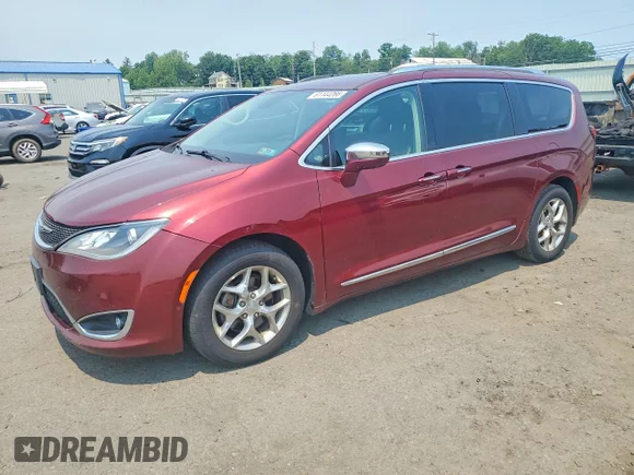 ✅ 2018 Chrysler Pacifica Limited • VIN: 2C4RC1GG1JR226255 • Lot: 61144266. Wystawiony na Copart z przebiegiem 119 605 mil. Bezpłatny archiwum sprzedaży aukcyjnych z USA i szczegółowy raport historii pojazdu na DreamBid. Zdjęcie 1.