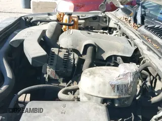 ✅ 2005 Chevrolet Suburban LS • VIN: 3GNEC16Z85G214818 • Lot: 43676930. Listed on IAAI with 424,320 mi. Free auction sales archive from the USA and detailed vehicle history report at DreamBid. Image 12.