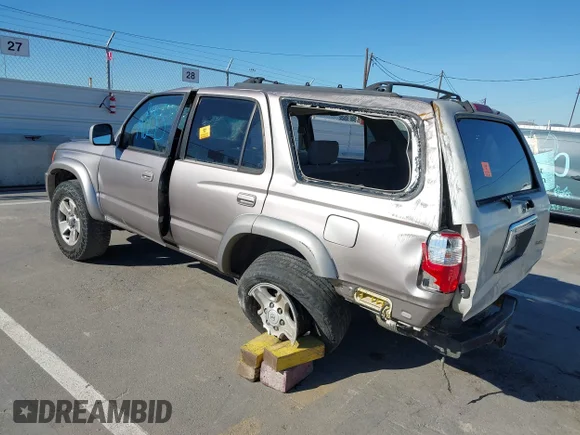 ✅ 2002 Toyota 4Runner SR5 • VIN: JT3GN86R420250143 • Lot: 44175472. Wystawiony na IAAI z przebiegiem Nie podano. Bezpłatny archiwum sprzedaży aukcyjnych z USA i szczegółowy raport historii pojazdu na DreamBid. Zdjęcie 3.