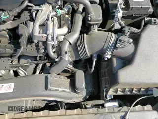 ✅ 2018 Toyota Camry LE • VIN: 4T1B11HK7JU104721 • Lot: 69807055. Listed on Copart with 67,682 mi. Free auction sales archive from the USA and detailed vehicle history report at DreamBid. Image 15.