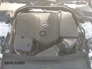 ✅ 2025 Mercedes-Benz C 300 • VIN: W1KAF4HB3SR241779 • Лот: 42833327. Опубликован ранее на IAAI с пробегом 8 539 миль. Бесплатный доступ к архиву аукционных продаж из США и подробный отчёт об истории автомобиля на DreamBid. Изображение 19.