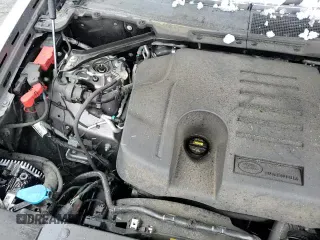 ✅ 2020 Land Rover Defender SE • VIN: SALEP7EU5L2023135 • Lot: 53918005. Wystawiony na Copart z przebiegiem 73 427 mil. Bezpłatny archiwum sprzedaży aukcyjnych z USA i szczegółowy raport historii pojazdu na DreamBid. Zdjęcie 14.