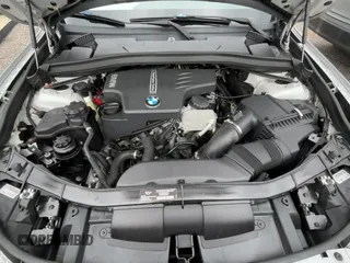 ✅ 2014 BMW X1 xDrive28i • VIN: WBAVL1C54EVY12578 • Lot: 84978985. Listed on Copart with 80,422 mi. Free auction sales archive from the USA and detailed vehicle history report at DreamBid. Image 11.