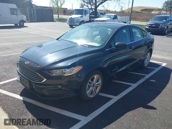 ✅ 2018 Ford Fusion S • VIN: 3FA6P0UU4JR235964 • Lot: 44833483. Wystawiony na IAAI z przebiegiem 43 829 mil. Bezpłatny archiwum sprzedaży aukcyjnych z USA i szczegółowy raport historii pojazdu na DreamBid. Zdjęcie 2.