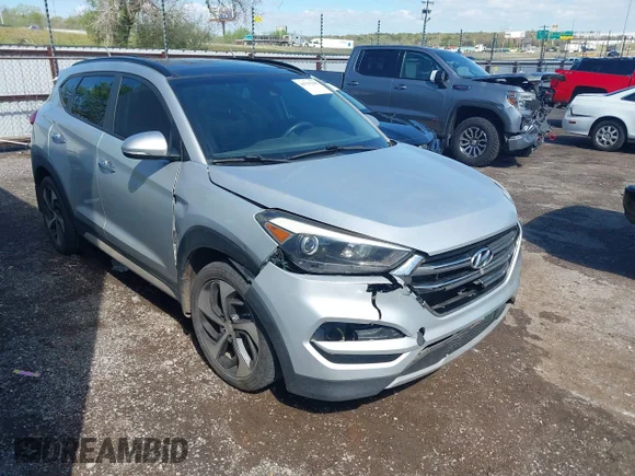✅ 2018 Hyundai Tucson Value • VIN: KM8J33A28JU822516 • Lot: 44759260. Wystawiony na IAAI z przebiegiem 133 947 mil. Bezpłatny archiwum sprzedaży aukcyjnych z USA i szczegółowy raport historii pojazdu na DreamBid. Zdjęcie 1.