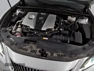 ✅ 2020 Lexus ES 300h • VIN: 58AD21B12LU008920 • Lot: 70222895. Listed on Copart with 99,417 mi. Free auction sales archive from the USA and detailed vehicle history report at DreamBid. Image 14.