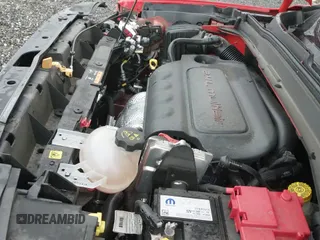 ✅ 2021 Jeep Renegade Jeepster • VIN: ZACNJDAB8MPM44251 • Lot: 41883917. Wystawiony na IAAI z przebiegiem 22 824 mil. Bezpłatny archiwum sprzedaży aukcyjnych z USA i szczegółowy raport historii pojazdu na DreamBid. Zdjęcie 20.