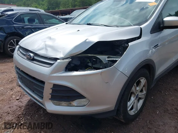 ✅ 2015 Ford Escape SE • VIN: 1FMCU0GX2FUA56930 • Лот: 45187385. Опубліковано раніше на IAAI з пробігом 208 347 миль. Безкоштовний доступ до архіву аукціонних продажів зі США та докладний звіт про історію автомобіля на DreamBid. Зображення 6.