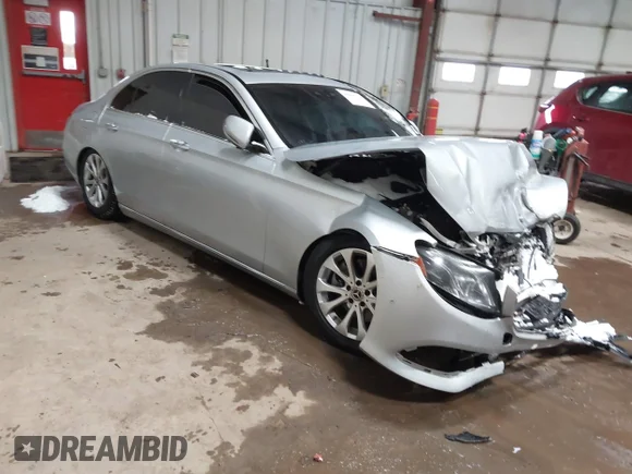 2019 Mercedes-Benz E 300