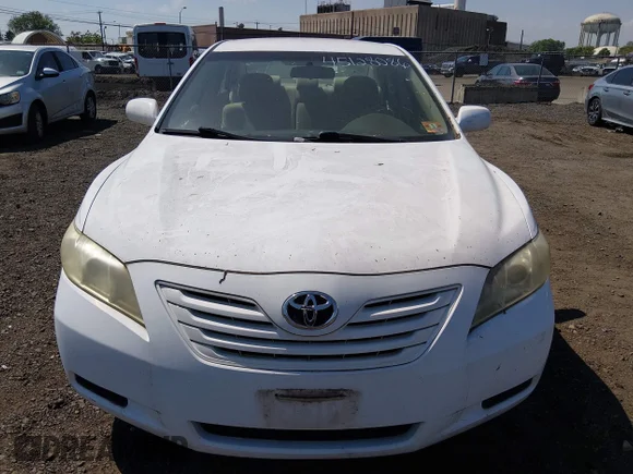 ✅ 2009 Toyota Camry LE • VIN: 4T1BE46K89U809211 • Lot: 45128086. Wystawiony na IAAI z przebiegiem 164 718 mil. Bezpłatny archiwum sprzedaży aukcyjnych z USA i szczegółowy raport historii pojazdu na DreamBid. Zdjęcie 6.