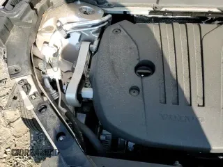 ✅ 2023 Volvo XC60 Plus Bright Theme • VIN: YV4L12RN9P1345842 • Lot: 70840645. Listed on Copart with 10,916 mi. Free auction sales archive from the USA and detailed vehicle history report at DreamBid. Image 14.