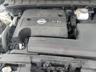 ✅ 2018 Nissan Murano S • VIN: 5N1AZ2MG8JN135661 • Lot: 71736545. Wystawiony na Copart z przebiegiem 121 499 mil. Bezpłatny archiwum sprzedaży aukcyjnych z USA i szczegółowy raport historii pojazdu na DreamBid. Zdjęcie 13.