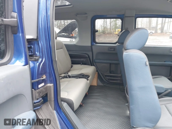✅ 2004 Honda Element EX • VIN: 5J6YH28624L033175 • Lot: 44518659. Wystawiony na IAAI z przebiegiem 238 067 mil. Bezpłatny archiwum sprzedaży aukcyjnych z USA i szczegółowy raport historii pojazdu na DreamBid. Zdjęcie 8.