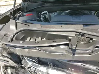 ✅ 2022 GMC Yukon XL SLT • VIN: 1GKS2GKDXNR293148 • Lot: 67969205. Wystawiony na Copart z przebiegiem 59 801 mil. Bezpłatny archiwum sprzedaży aukcyjnych z USA i szczegółowy raport historii pojazdu na DreamBid. Zdjęcie 17.