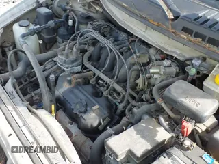 ✅ 2000 Nissan Quest GXE • VIN: 4N2XN11T2YD807250 • Lot: 41711556. Listed on IAAI with 122,831 mi. Free auction sales archive from the USA and detailed vehicle history report at DreamBid. Image 12.