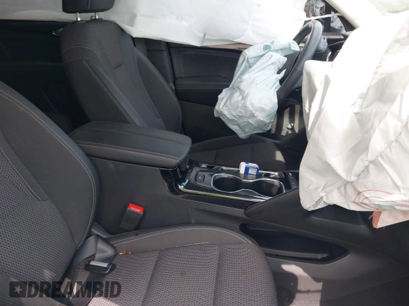 ✅ 2022 Buick Envision Preferred • VIN: LRBAZLR42ND160672 • Lot: 37449019. Wystawiony na IAAI z przebiegiem Nie podano. Bezpłatny archiwum sprzedaży aukcyjnych z USA i szczegółowy raport historii pojazdu na DreamBid. Zdjęcie 5.