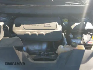 ✅ 2019 Jeep Cherokee Latitude Plus • VIN: 1C4PJLLB0KD448373 • Lot: 41589622. Wystawiony na IAAI z przebiegiem 75 835 mil. Bezpłatny archiwum sprzedaży aukcyjnych z USA i szczegółowy raport historii pojazdu na DreamBid. Zdjęcie 19.