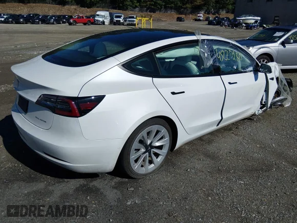 ✅ 2021 Tesla Model 3 Long Range • VIN: 5YJ3E1EB7MF990344 • Lot: 45220580. Wystawiony na IAAI z przebiegiem 80 490 mil. Bezpłatny archiwum sprzedaży aukcyjnych z USA i szczegółowy raport historii pojazdu na DreamBid. Zdjęcie 4.