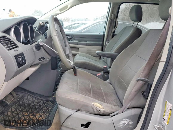 ✅ 2008 DODGE CARAVAN GRAND CARAVAN • VIN: 2D8HN44P68R122559 • Lot: 98042005. Wystawiony na Copart z przebiegiem 219 833 mil. Bezpłatny archiwum sprzedaży aukcyjnych z USA i szczegółowy raport historii pojazdu na DreamBid. Zdjęcie 7.
