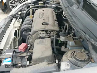 ✅ 2005 Toyota Matrix XR • VIN: 2T1KR32E65C359150 • Lot: 43726640. Listed on IAAI with 187,831 mi. Free auction sales archive from the USA and detailed vehicle history report at DreamBid. Image 12.