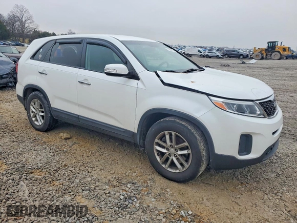✅ 2015 Kia Sorento LX • VIN: 5XYKT3A64FG560403 • Lot: 79082285. Wystawiony na Copart z przebiegiem 96 053 mil. Bezpłatny archiwum sprzedaży aukcyjnych z USA i szczegółowy raport historii pojazdu na DreamBid. Zdjęcie 4.