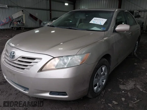 ✅ 2008 Toyota Camry XLE • VIN: 4T1BE46K38U786418 • Lot: 44425233. Wystawiony na IAAI z przebiegiem 229 820 mil. Bezpłatny archiwum sprzedaży aukcyjnych z USA i szczegółowy raport historii pojazdu na DreamBid. Zdjęcie 2.