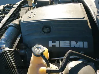 ✅ 2014 Dodge Challenger R/T Classic • VIN: 2C3CDYBT7EH143302 • Lot: 41347931. Wystawiony na IAAI z przebiegiem 131 790 mil. Bezpłatny archiwum sprzedaży aukcyjnych z USA i szczegółowy raport historii pojazdu na DreamBid. Zdjęcie 20.