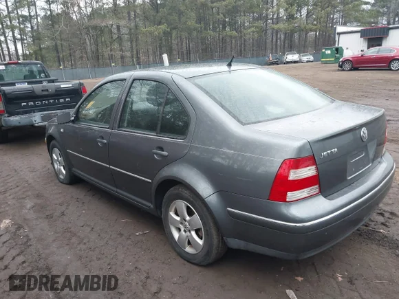 ✅ 2004 Volkswagen Jetta GLS • VIN: 3VWSA69MX4M111637 • Lot: 44357520. Wystawiony na IAAI z przebiegiem 168 006 mil. Bezpłatny archiwum sprzedaży aukcyjnych z USA i szczegółowy raport historii pojazdu na DreamBid. Zdjęcie 3.