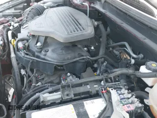 ✅ 2021 Cadillac XT5 FWD Premium Luxury • VIN: 1GYKNCRS6MZ195985 • Lot: 41553938. Listed on IAAI with 8,083 mi. Free auction sales archive from the USA and detailed vehicle history report at DreamBid. Image 14.