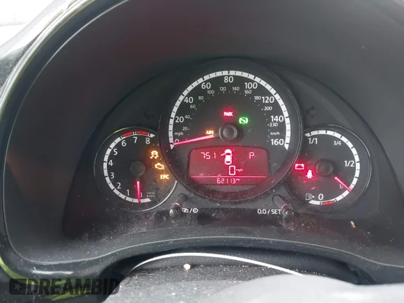 ✅ 2014 Volkswagen Beetle Entry • VIN: 3VWFP7AT4EM627552 • Lot: 43472445. Listed on IAAI with 62,113 mi. Free auction sales archive from the USA and detailed vehicle history report at DreamBid. Image 7.