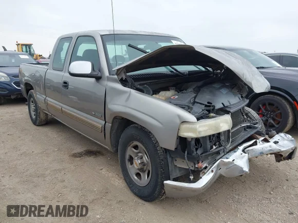 ✅ 2001 Chevrolet Silverado 1500 LS • VIN: 2GCEC19V811201524 • Лот: 45040734. Опубликован ранее на IAAI с пробегом 219 969 миль. Бесплатный доступ к архиву аукционных продаж из США и подробный отчёт об истории автомобиля на DreamBid. Изображение 1.