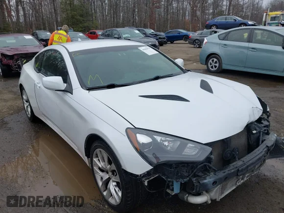 ✅ 2013 Hyundai Genesis Coupe Premium • VIN: KMHHT6KD4DU111562 • Lot: 44466478. Wystawiony na IAAI z przebiegiem 78 289 mil. Bezpłatny archiwum sprzedaży aukcyjnych z USA i szczegółowy raport historii pojazdu na DreamBid. Zdjęcie 1.
