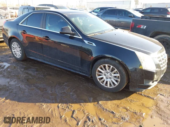 ✅ 2013 Cadillac CTS Luxury • VIN: 1G6DG5E57D0178964 • Lot: 44401949. Wystawiony na IAAI z przebiegiem 129 095 mil. Bezpłatny archiwum sprzedaży aukcyjnych z USA i szczegółowy raport historii pojazdu na DreamBid. Zdjęcie 1.