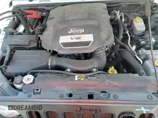 ✅ 2018 Jeep Wrangler Unlimited Freedom • VIN: 1C4BJWDG0JL845348 • Lot: 61874915. Wystawiony na Copart z przebiegiem 103 730 mil. Bezpłatny archiwum sprzedaży aukcyjnych z USA i szczegółowy raport historii pojazdu na DreamBid. Zdjęcie 14.