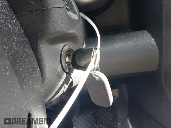 ✅ 2006 Honda Element EX • VIN: 5J6YH28626L020879 • Лот: 43505985. Опубліковано раніше на IAAI з пробігом 251 903 миль. Безкоштовний доступ до архіву аукціонних продажів зі США та докладний звіт про історію автомобіля на DreamBid. Зображення 11.