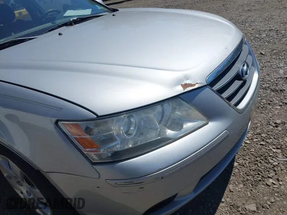 ✅ 2010 Hyundai Sonata GLS • VIN: 5NPET4AC3AH624487 • Lot: 44827751. Wystawiony na IAAI z przebiegiem 122 525 mil. Bezpłatny archiwum sprzedaży aukcyjnych z USA i szczegółowy raport historii pojazdu na DreamBid. Zdjęcie 6.