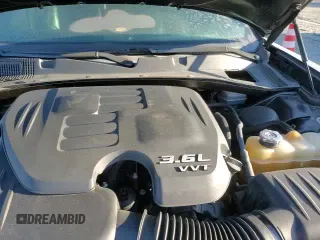 ✅ 2019 Dodge Charger SXT • VIN: 2C3CDXBG0KH709566 • Lot: 93215615. Wystawiony na Copart z przebiegiem 140 278 mil. Bezpłatny archiwum sprzedaży aukcyjnych z USA i szczegółowy raport historii pojazdu na DreamBid. Zdjęcie 13.