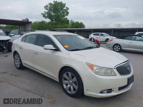✅ 2013 Buick LaCrosse Leather • VIN: 1G4GC5E33DF269498 • Лот: 45180098. Опубліковано раніше на IAAI з пробігом 227 456 миль. Безкоштовний доступ до архіву аукціонних продажів зі США та докладний звіт про історію автомобіля на DreamBid. Зображення 1.